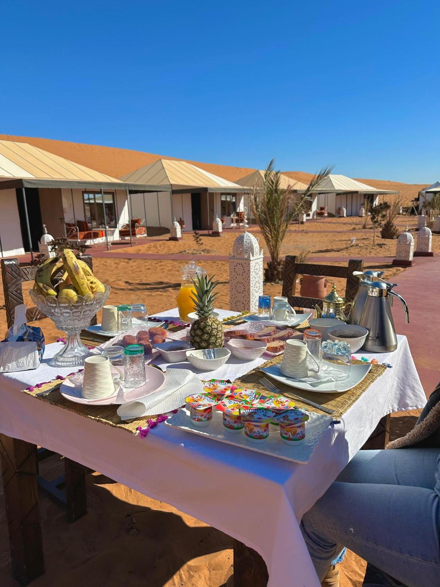 Hotel Aladdin Merzouga camp Exterior foto