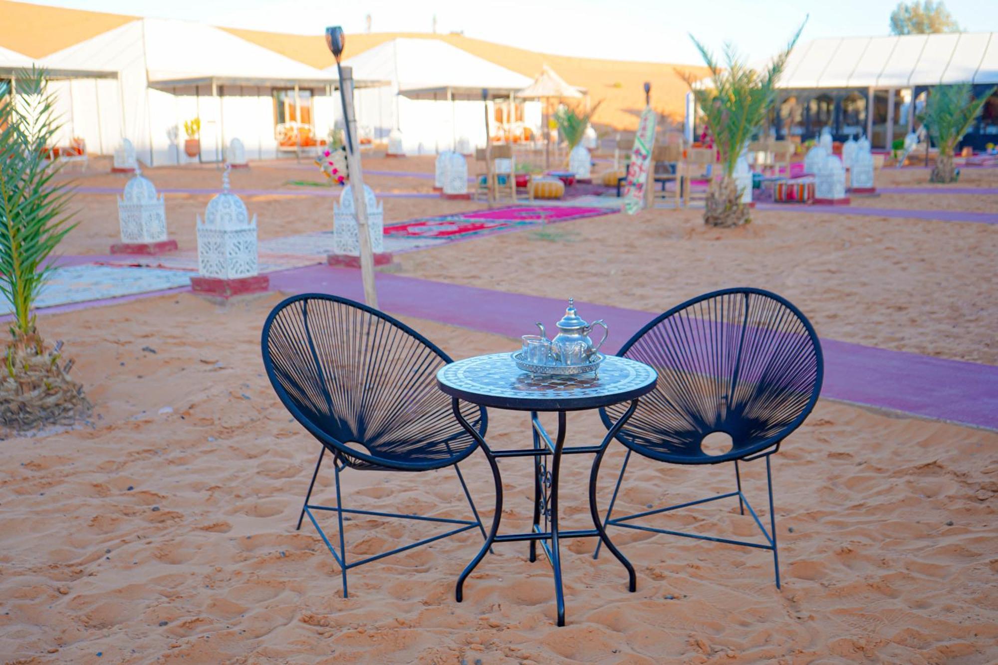 Aladdin Merzouga camp Exterior foto